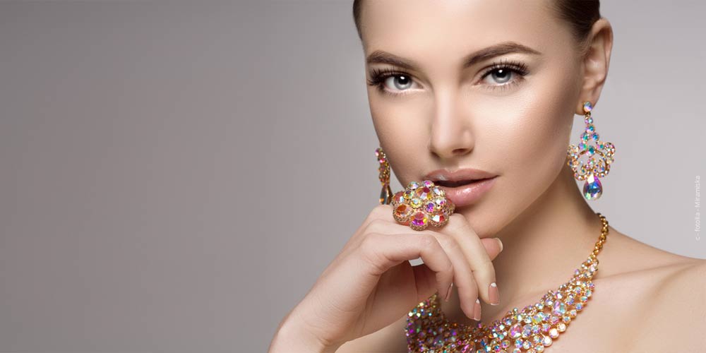 The Timeless Appeal of Fashion Jewelry Sets